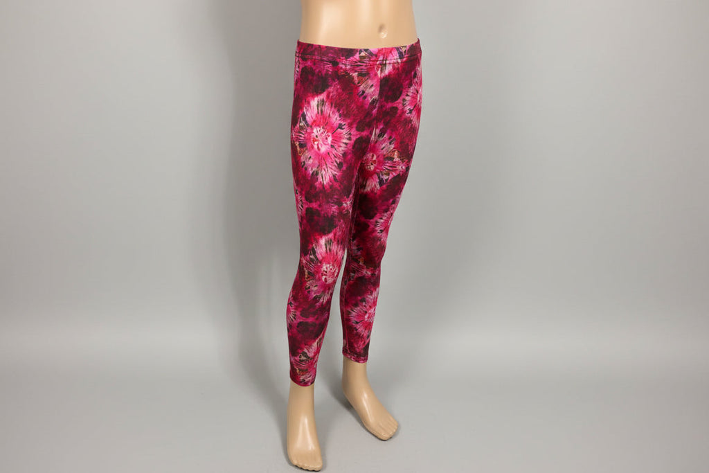 The Tie-Dye vibe, choice of pattern and size!