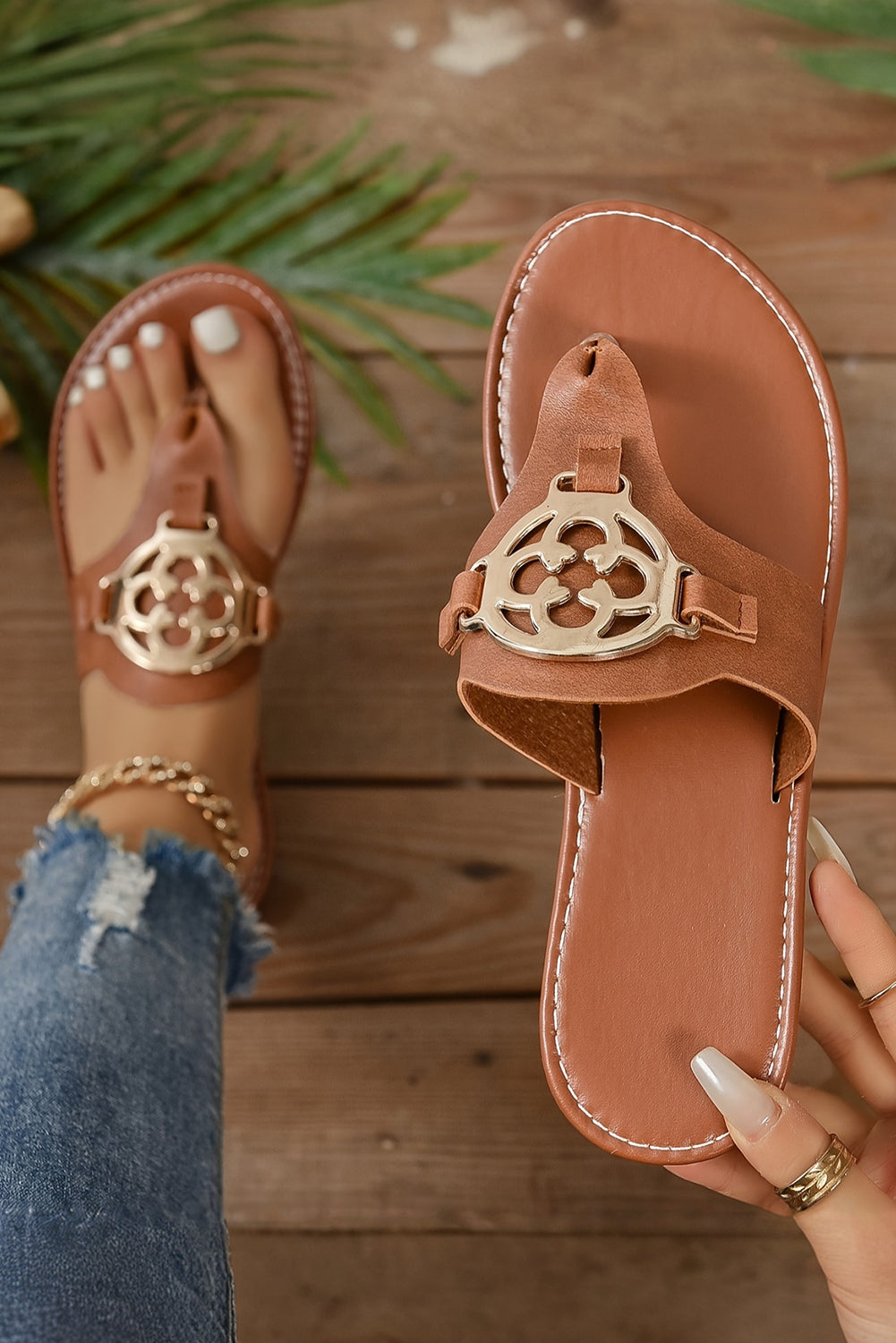 White Vintage Metal Decor Leather Thong Slides Shoes